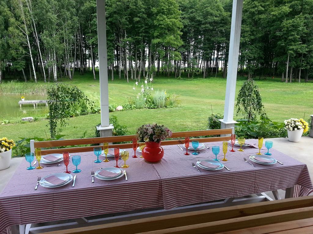 Lakeshore House Dvarcenai  Buitenkant foto